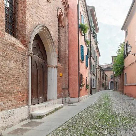 Guesthost - L'angolo Segreto Nel Pieno Centro Di Apartment *