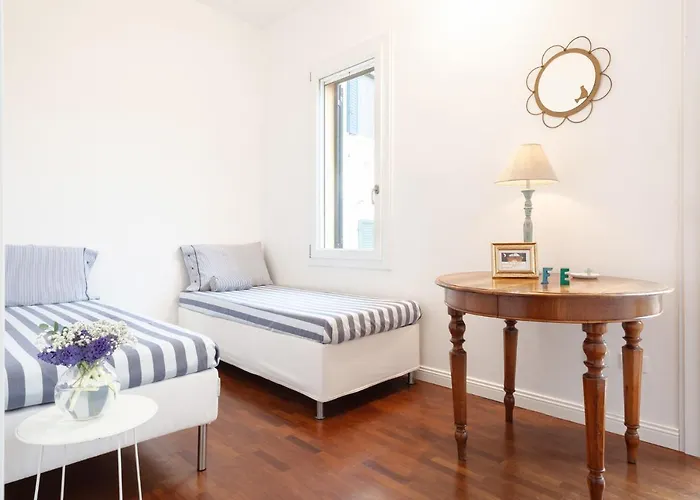 Guesthost - L'angolo Segreto Nel Pieno Centro Di Ferrara