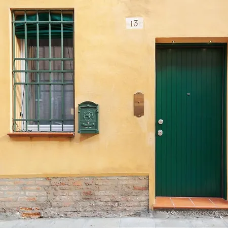 아파트 Guesthost - L'angolo Segreto Nel Pieno Centro Di *